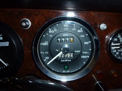 Speedo1 KMH;MPH.jpg and 